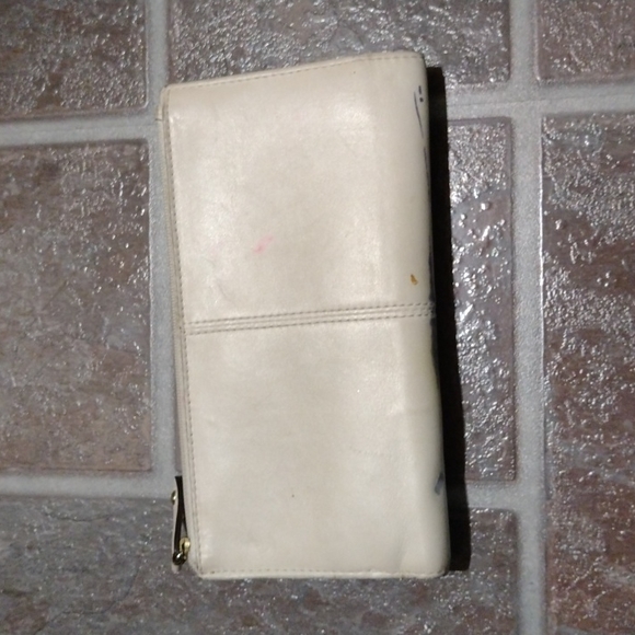White full size coach wallet - Picture 3 of 4